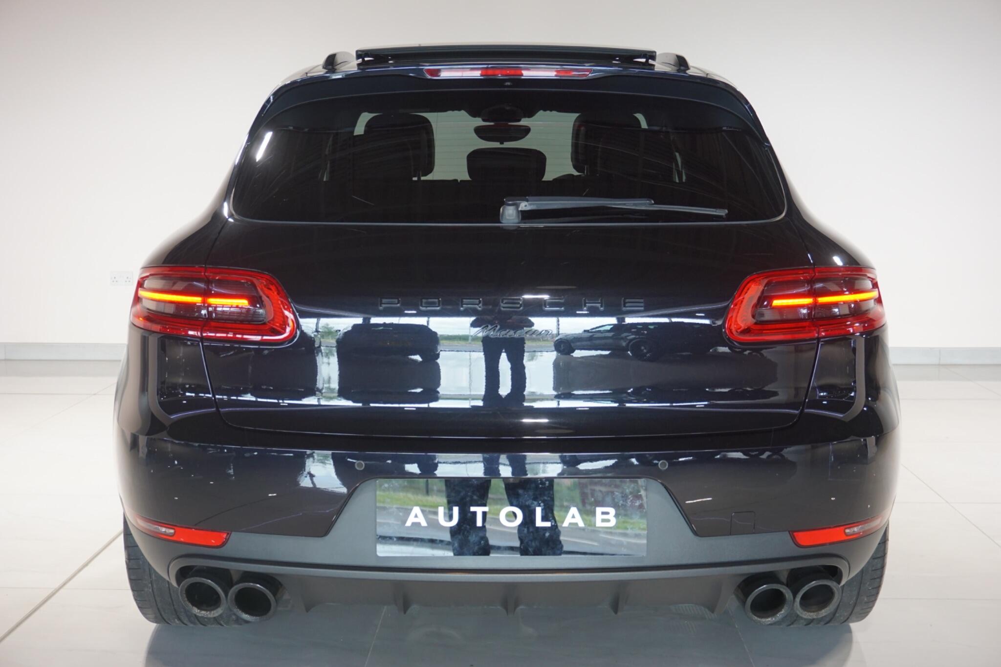 Porsche Macan 2.0T SUV 5dr Petrol PDK 4WD Euro 6 (s/s) (252 ps)